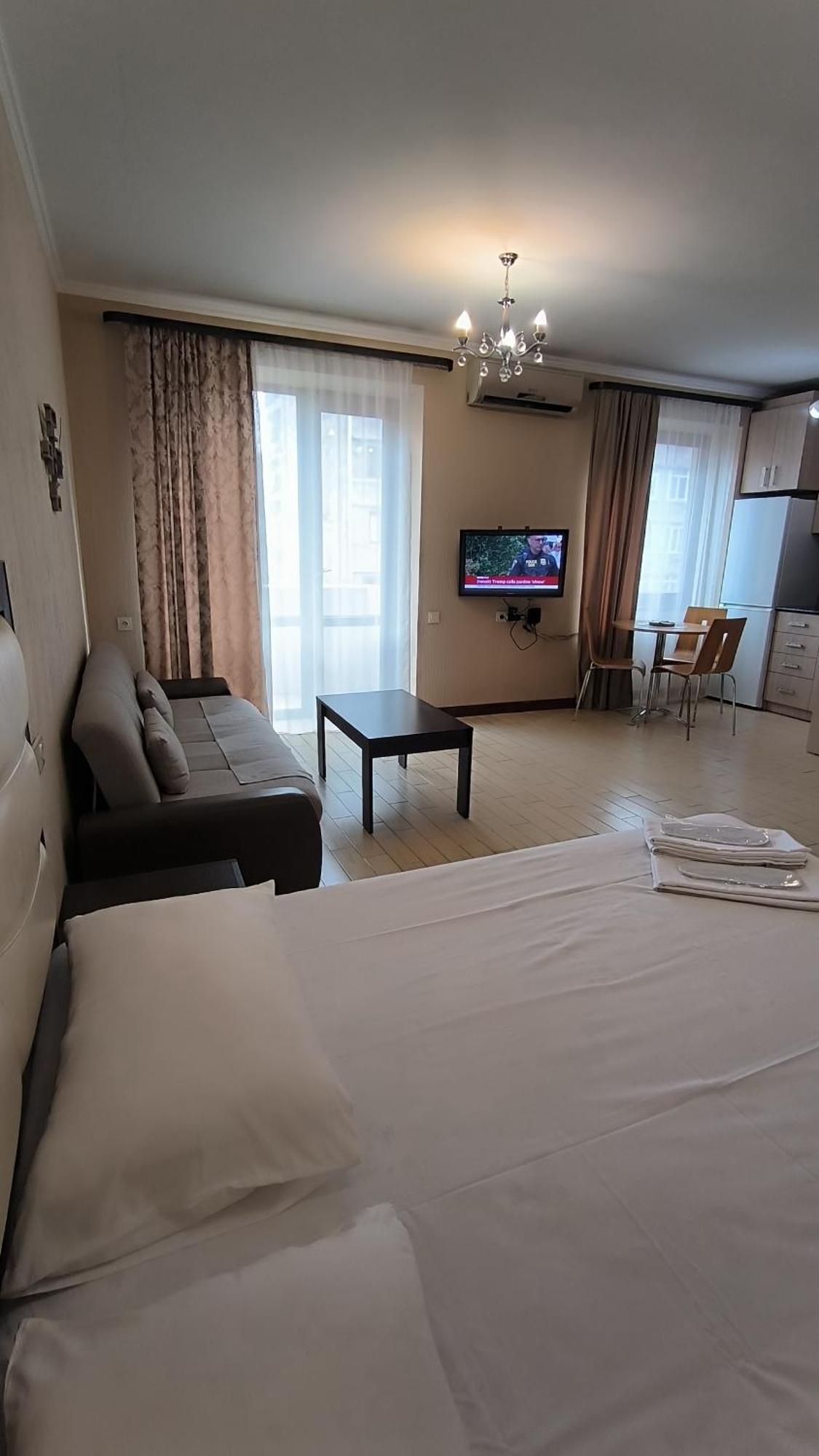 Studioapart In Downtown เยเรวาน ภายนอก รูปภาพ